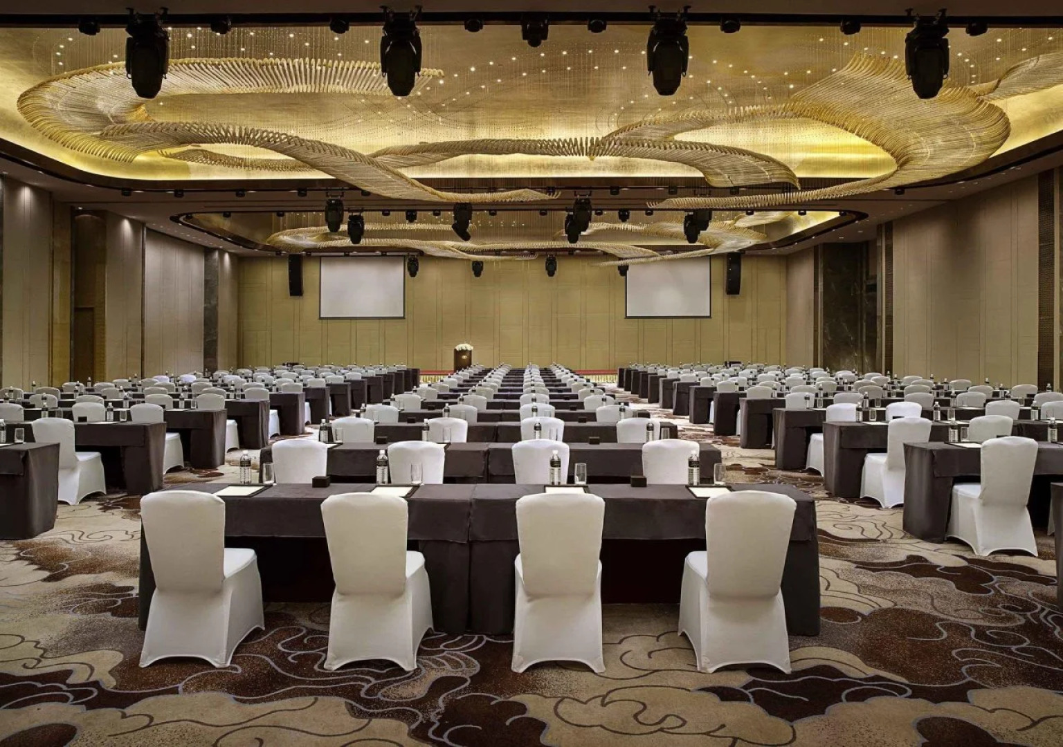 Sofitel Nanjing Zhongshan Golf Suning