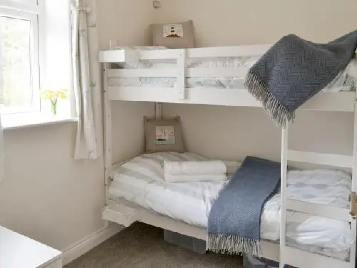 Cinnamon Teal Cottage