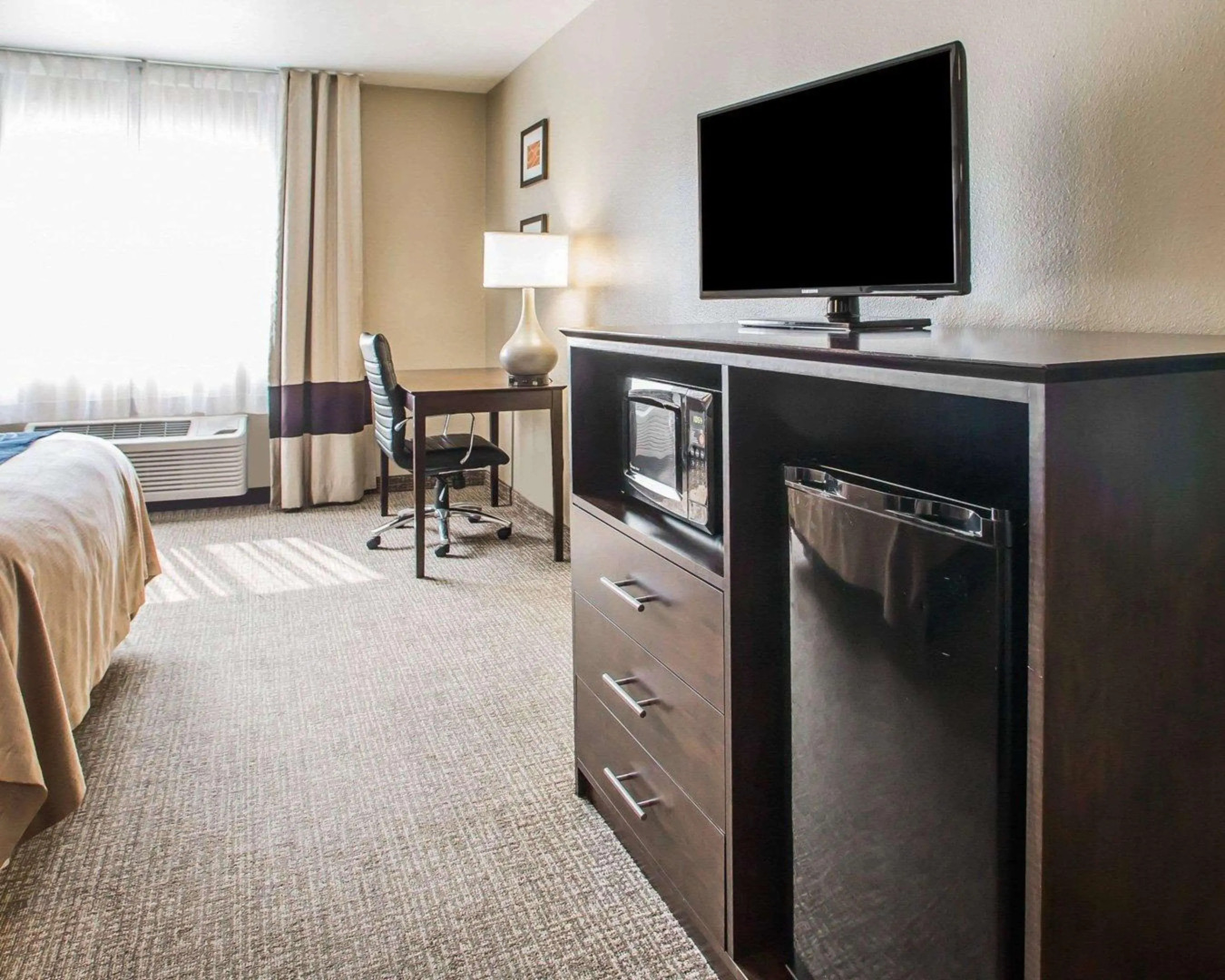 Comfort Inn & Suites Waterloo - Cedar Falls