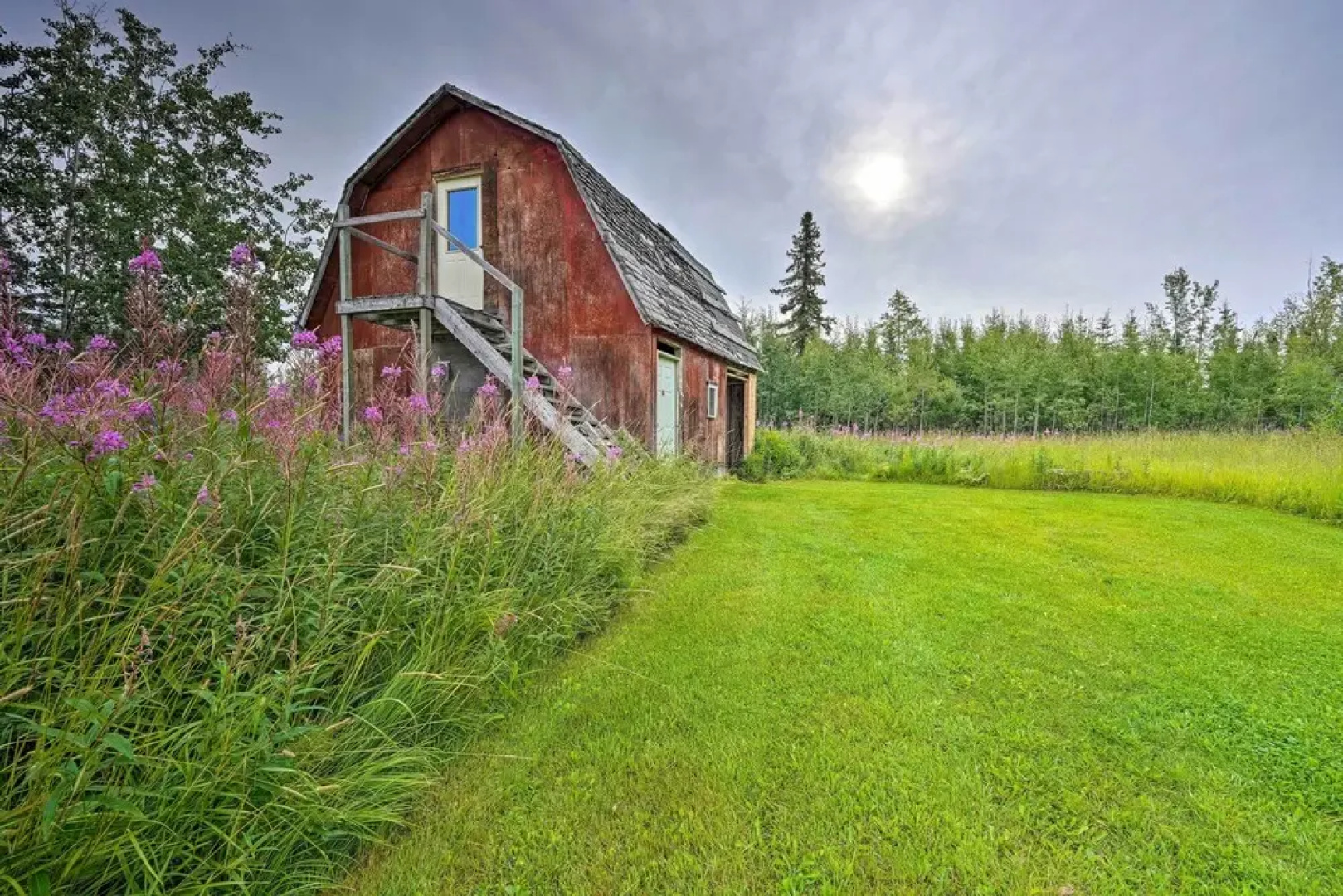 Soldotna Home Near Kenai River & Wildlife Refuge!
