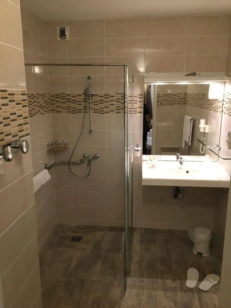 Logis Hôtel Les Nympheas