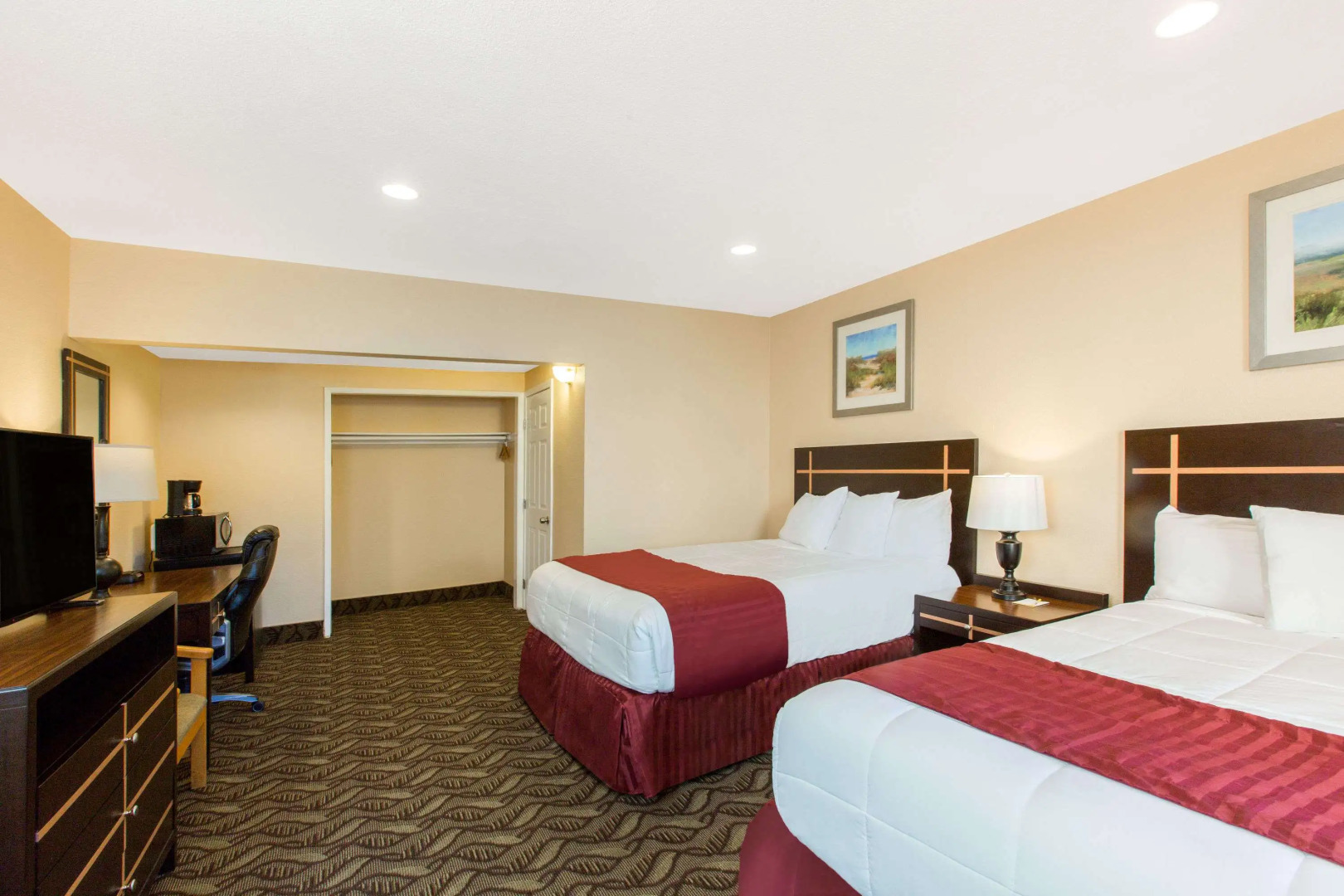 Days Inn by Wyndham Redwood City