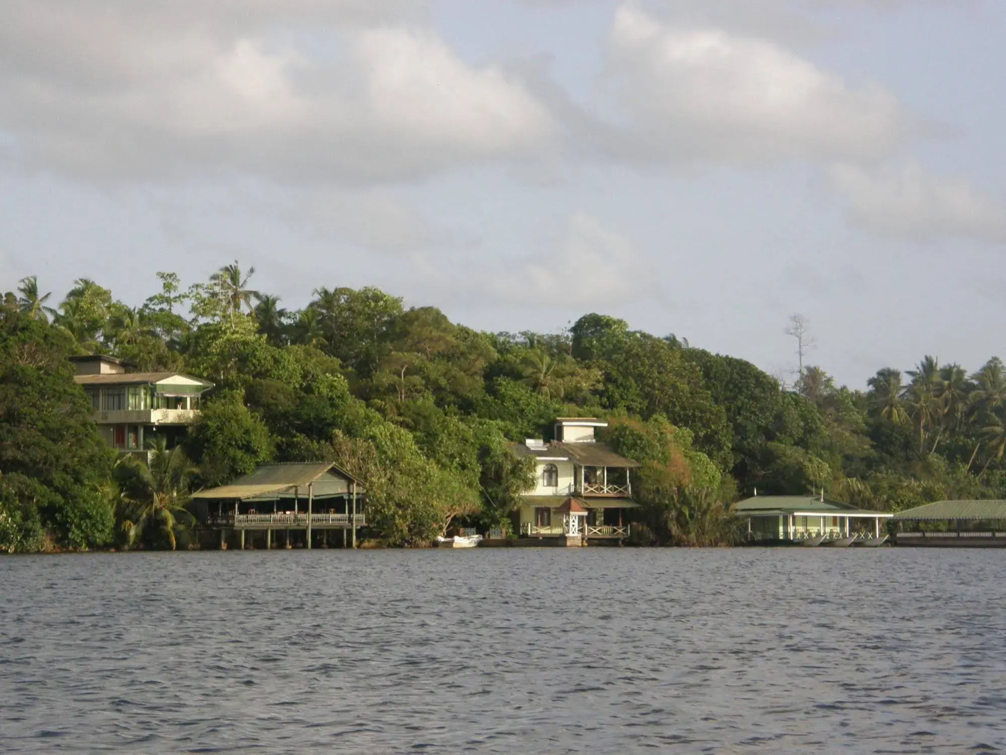 Maduganga Villa Amazing Island Resort