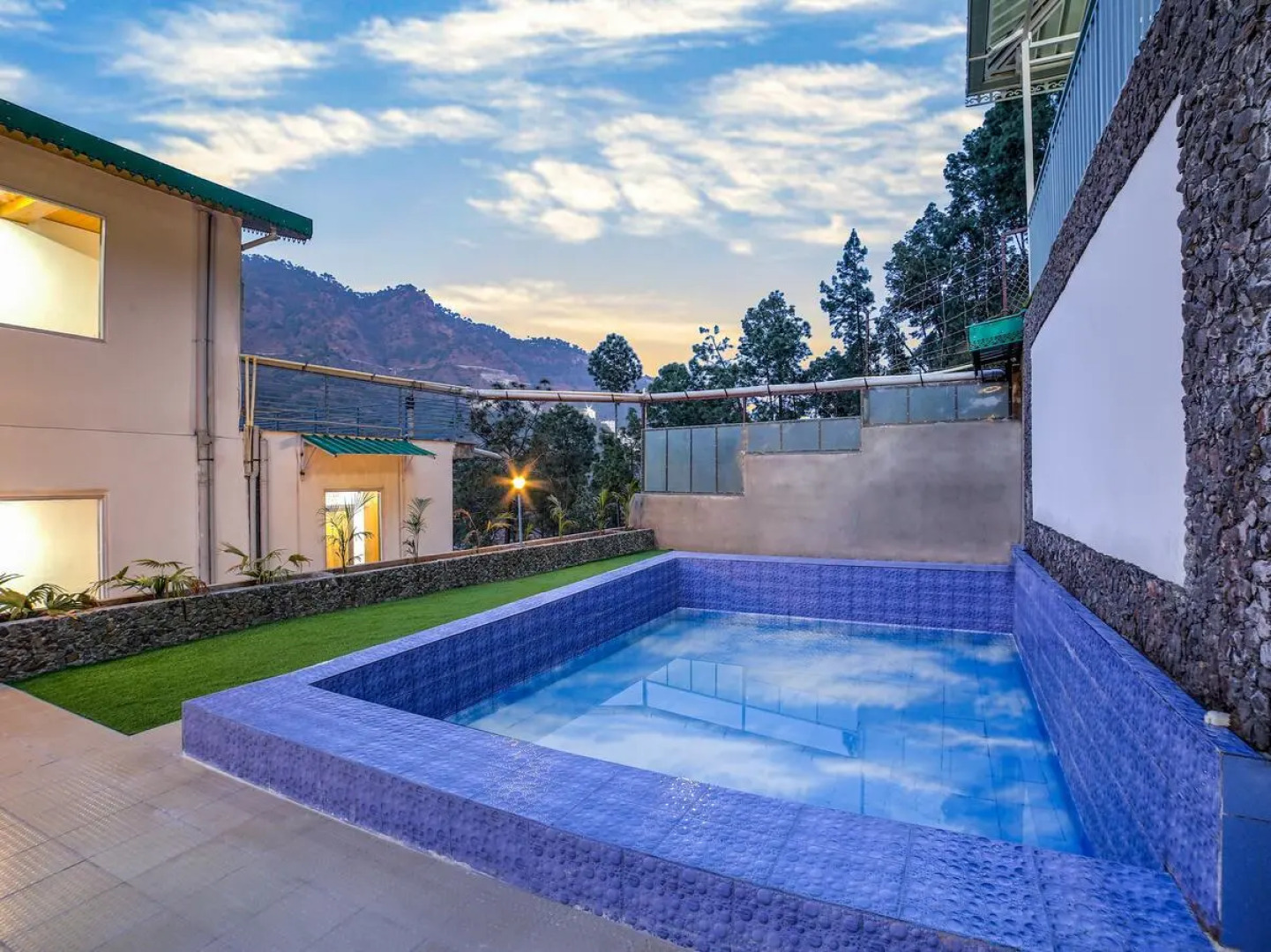 FabEscape Raabta Resort