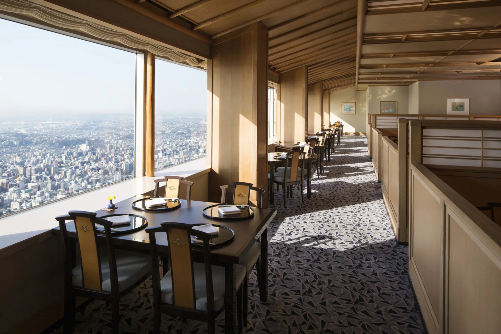 Отель Yokohama Royal Park