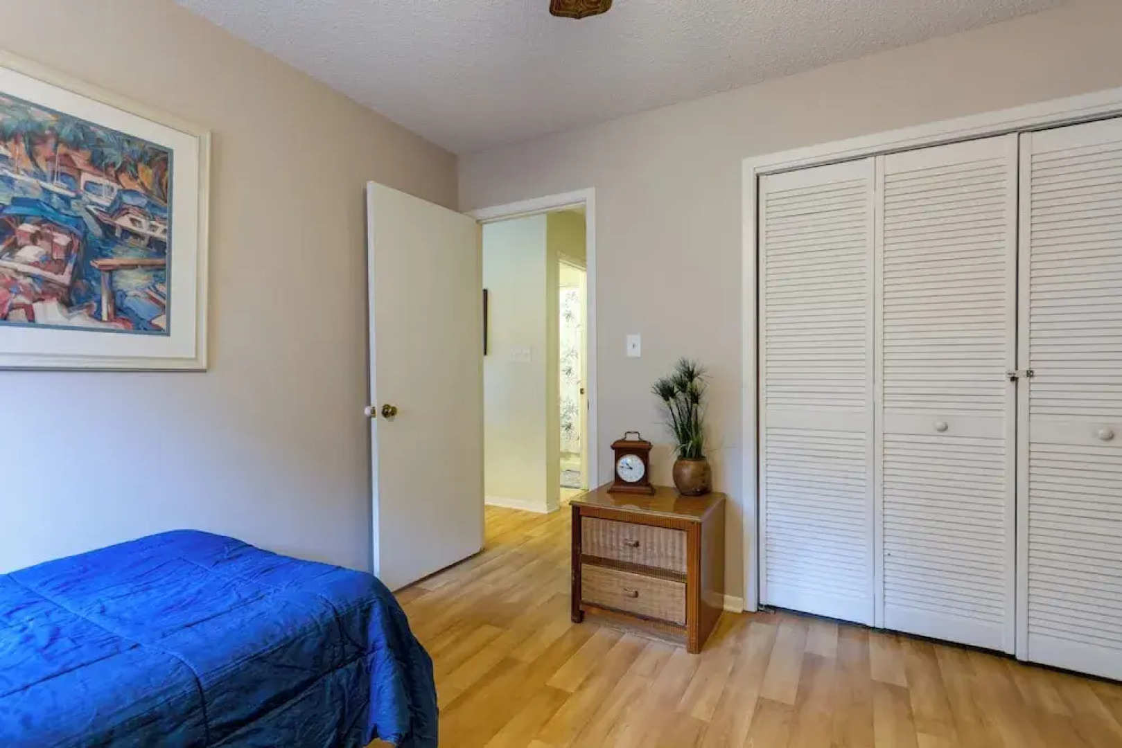 Quiet Condo ~ 10 Mi to Dtwn Pensacola