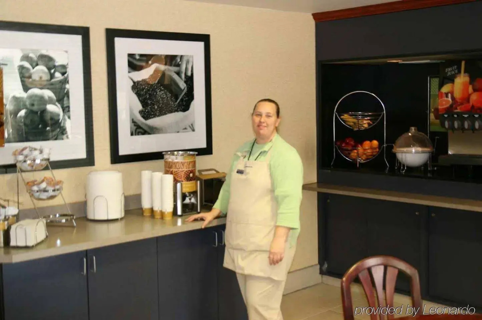 Holiday Inn Express & Suites Cincinnati Riverfront by IHG