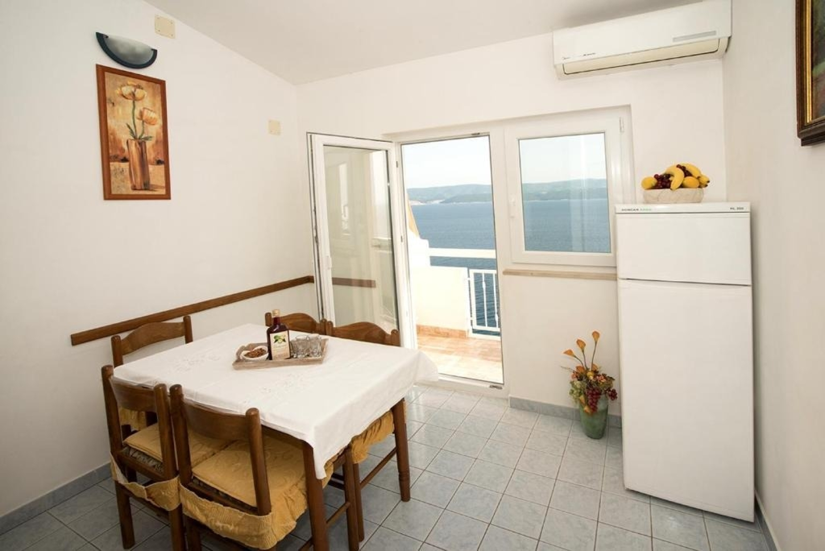 Apartment Nina - sea view family apartments A6 Celina Zavode, Riviera Omis