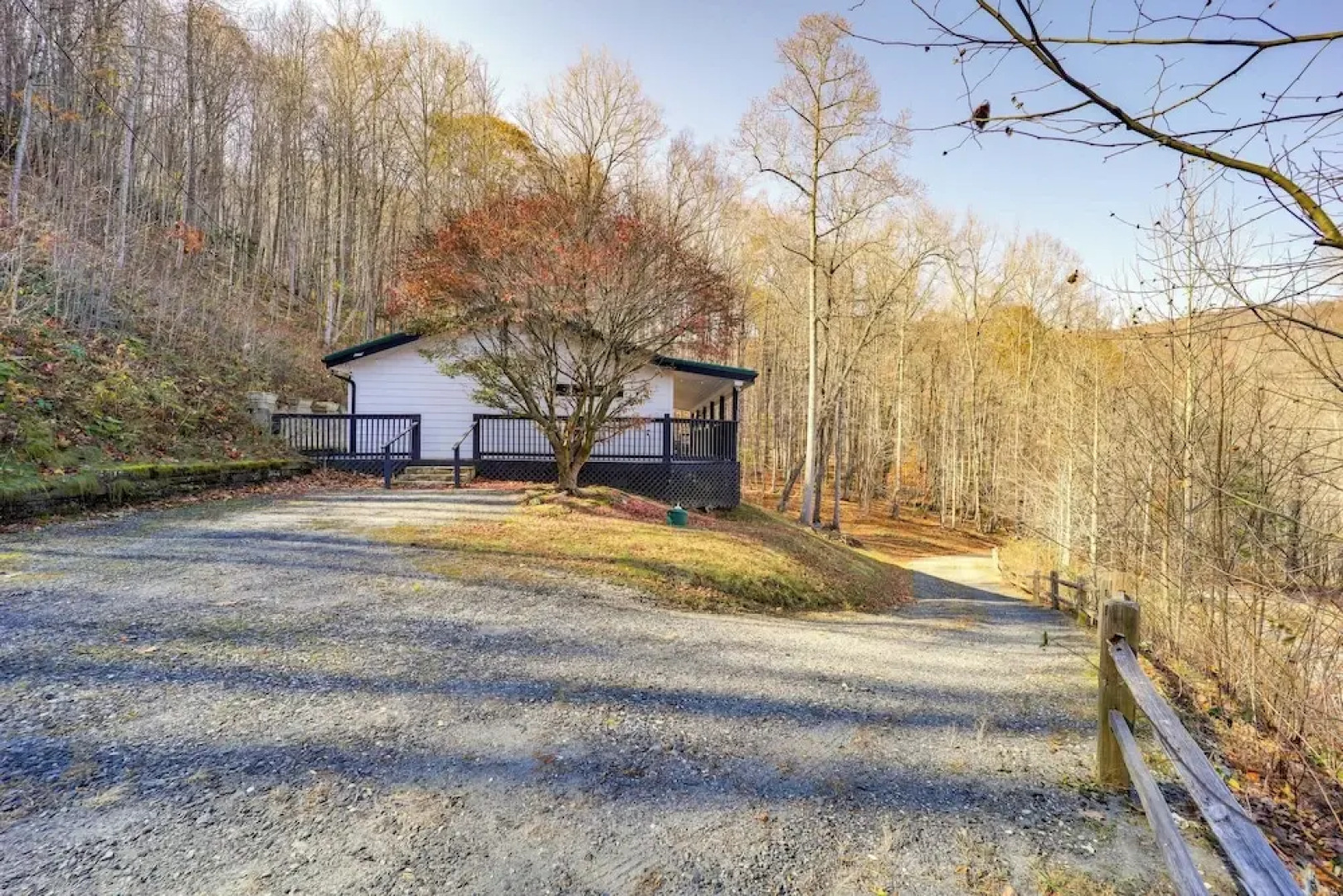 Pet-friendly Cabin w/ Fire Pit in Spruce Pine!
