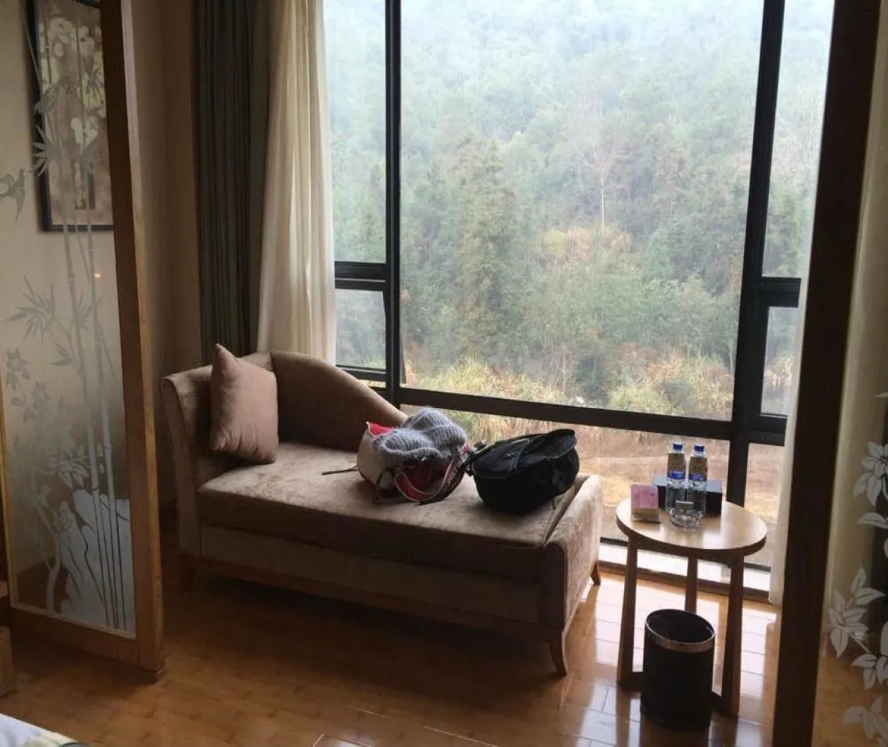 Xianning Youth Theme Hotel