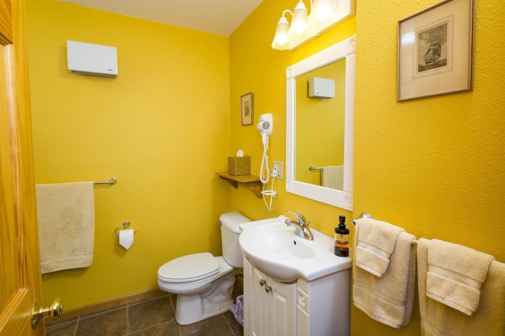 Hawk Valley Retreat and Cottages