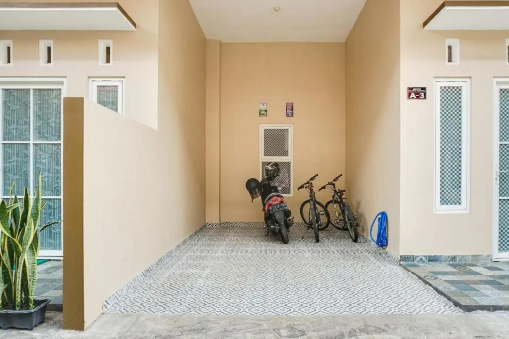 OYO Life  91569 Omah Wijaya Kusuma Syariah