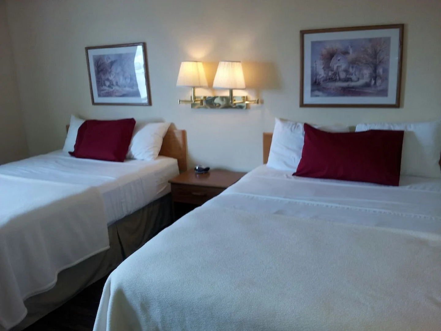 Eagle Peak Lodge & Cabins