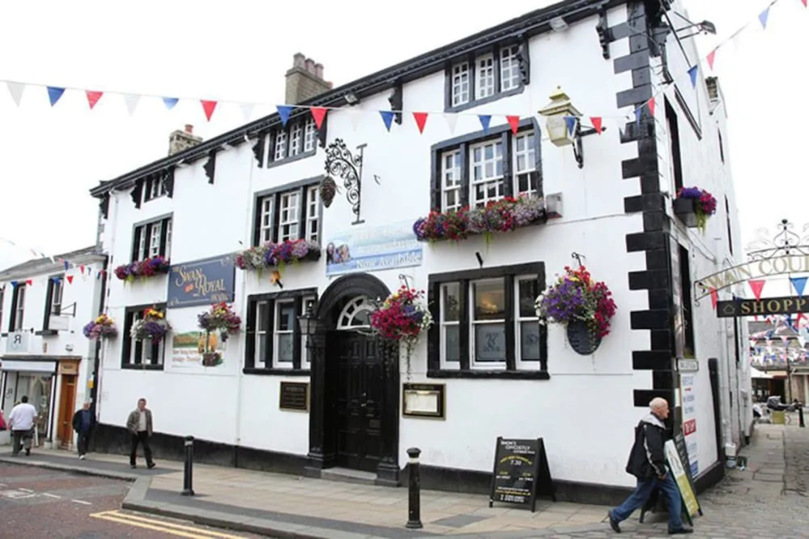 The Swan and Royal Hotel
