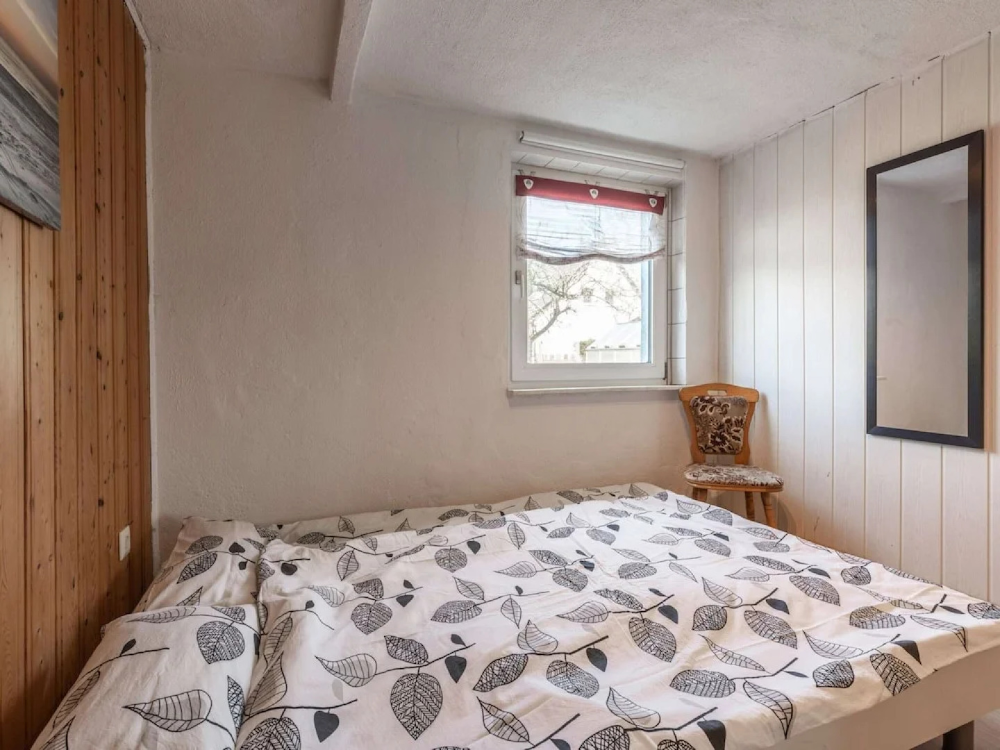 Cosy Flat in Niepars With Garden