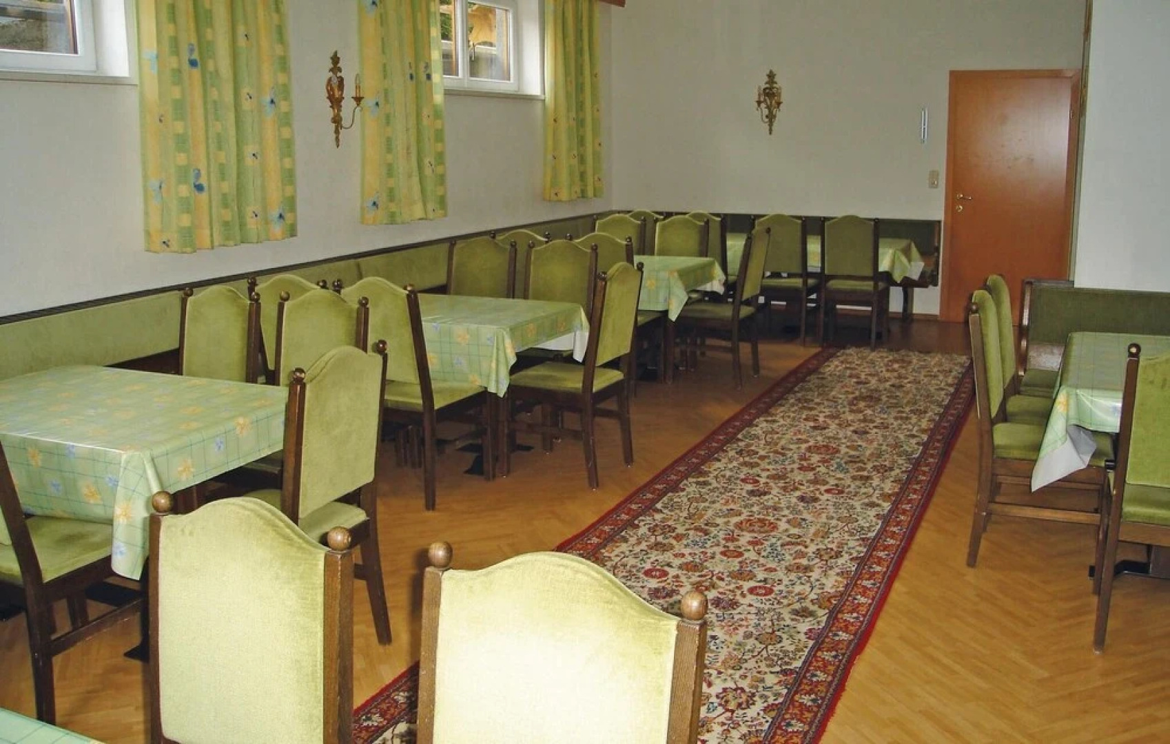 Stunning Apartment in Holzgau With 7 Bedrooms and Wifi