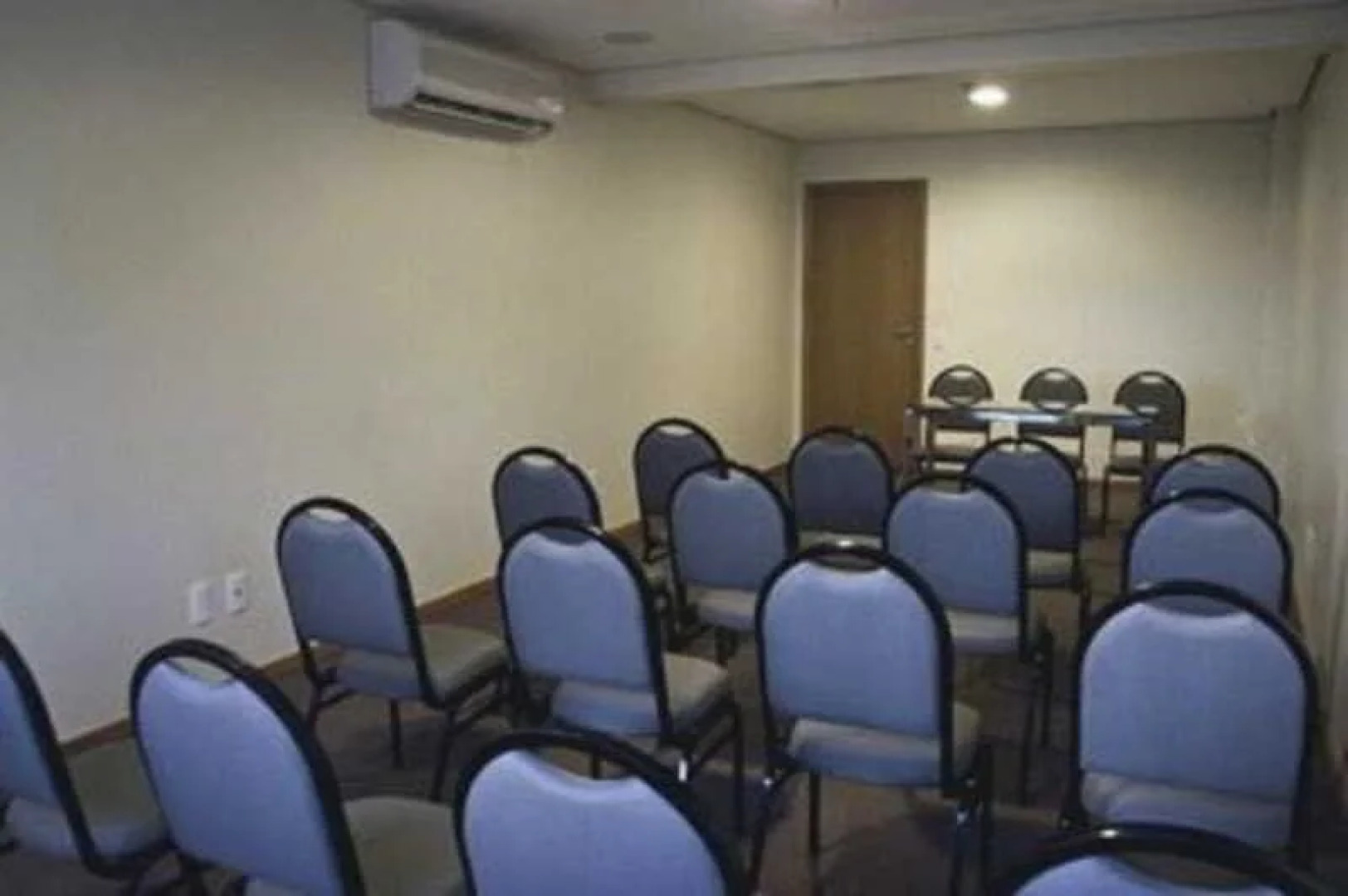 L'Authentique Cristal Hotel