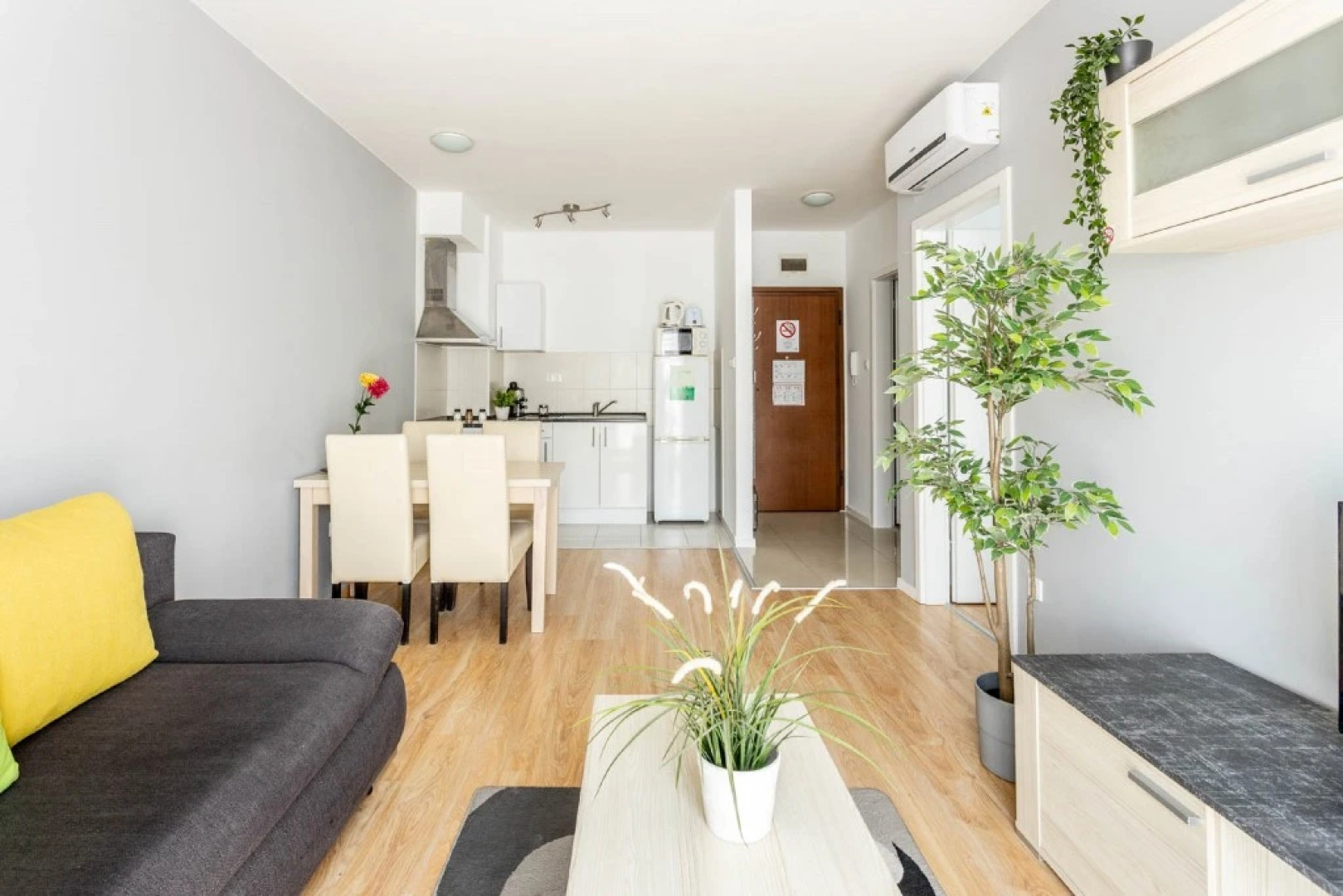 Maple Tree Apartments