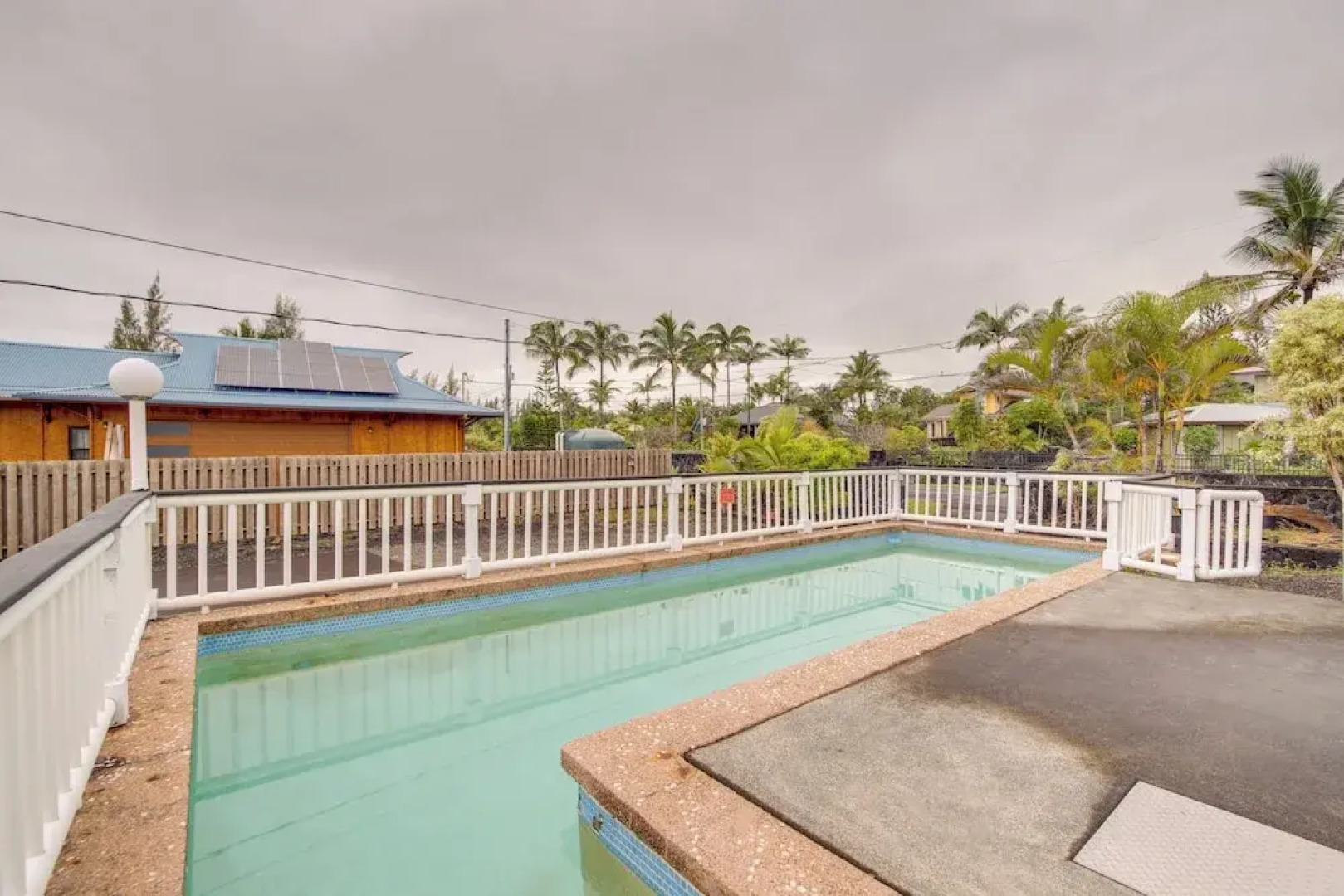 Oceanfront Keaau Gem: Ocean & Sunrise Views, Pool