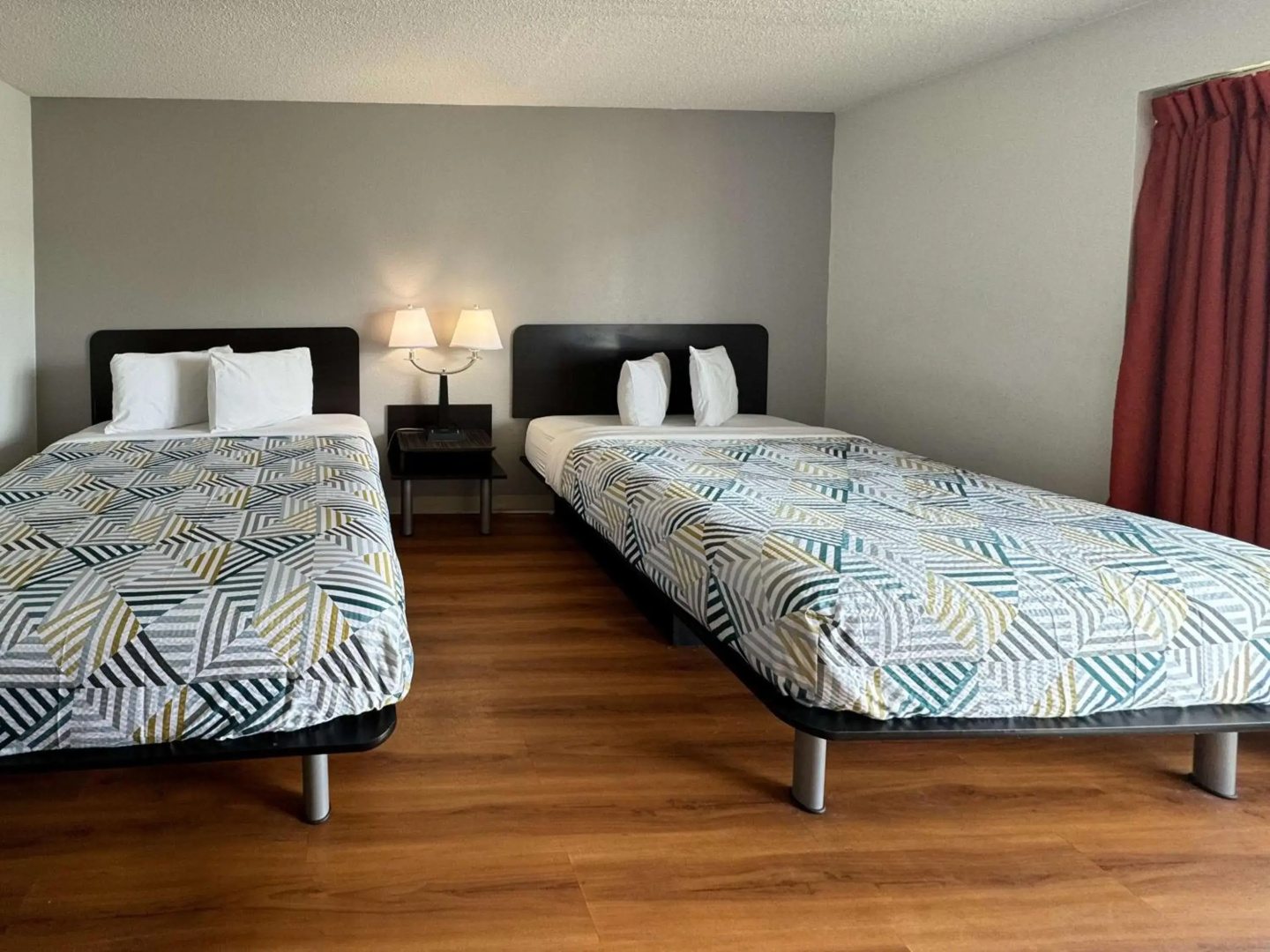 Motel 6 Butte, MT - Historic City Center