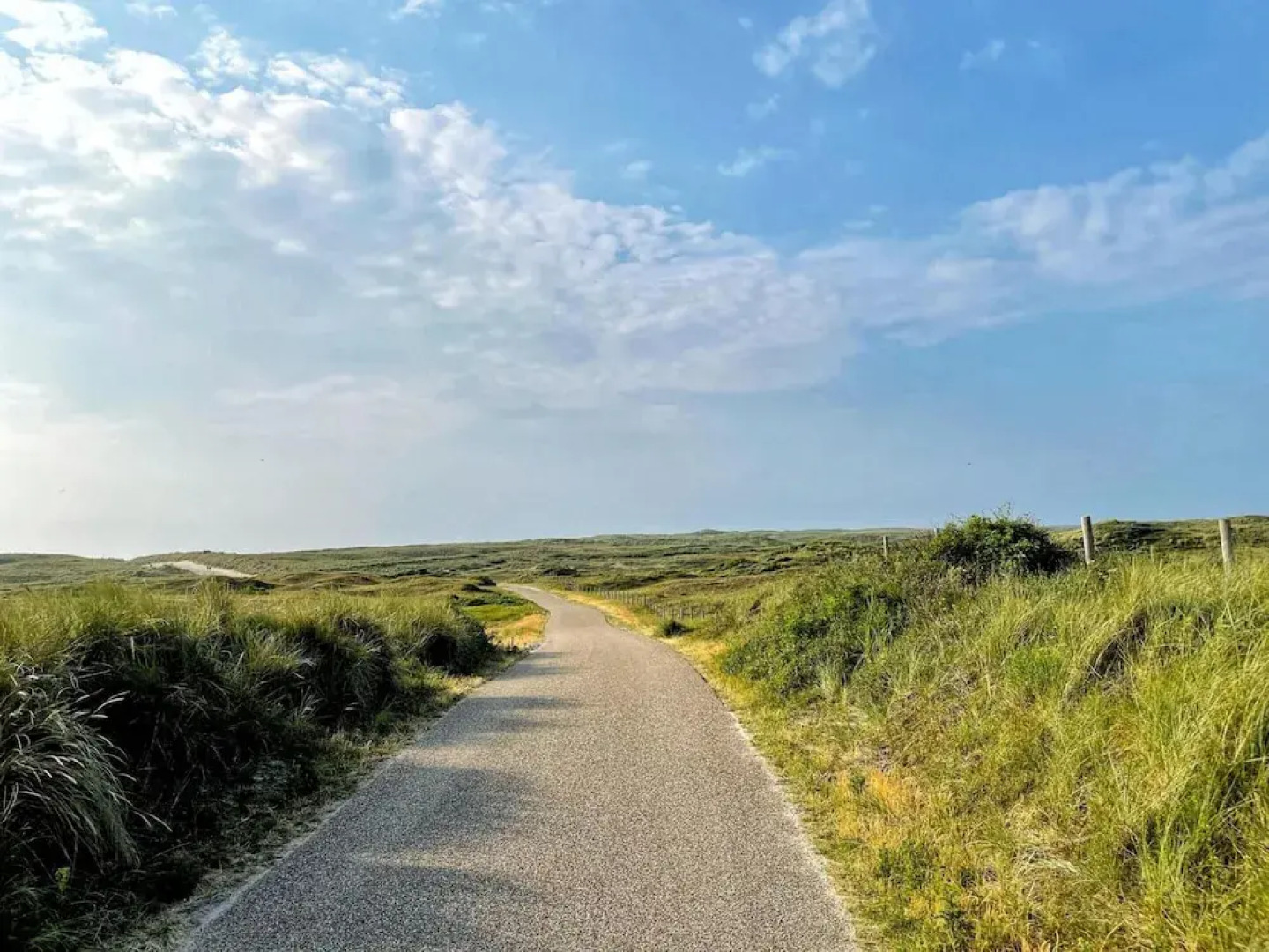 Bungalow in Sint Maartenszee Near Dune
