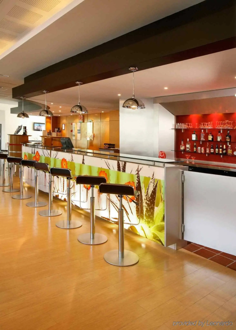 ibis Monterrey Valle