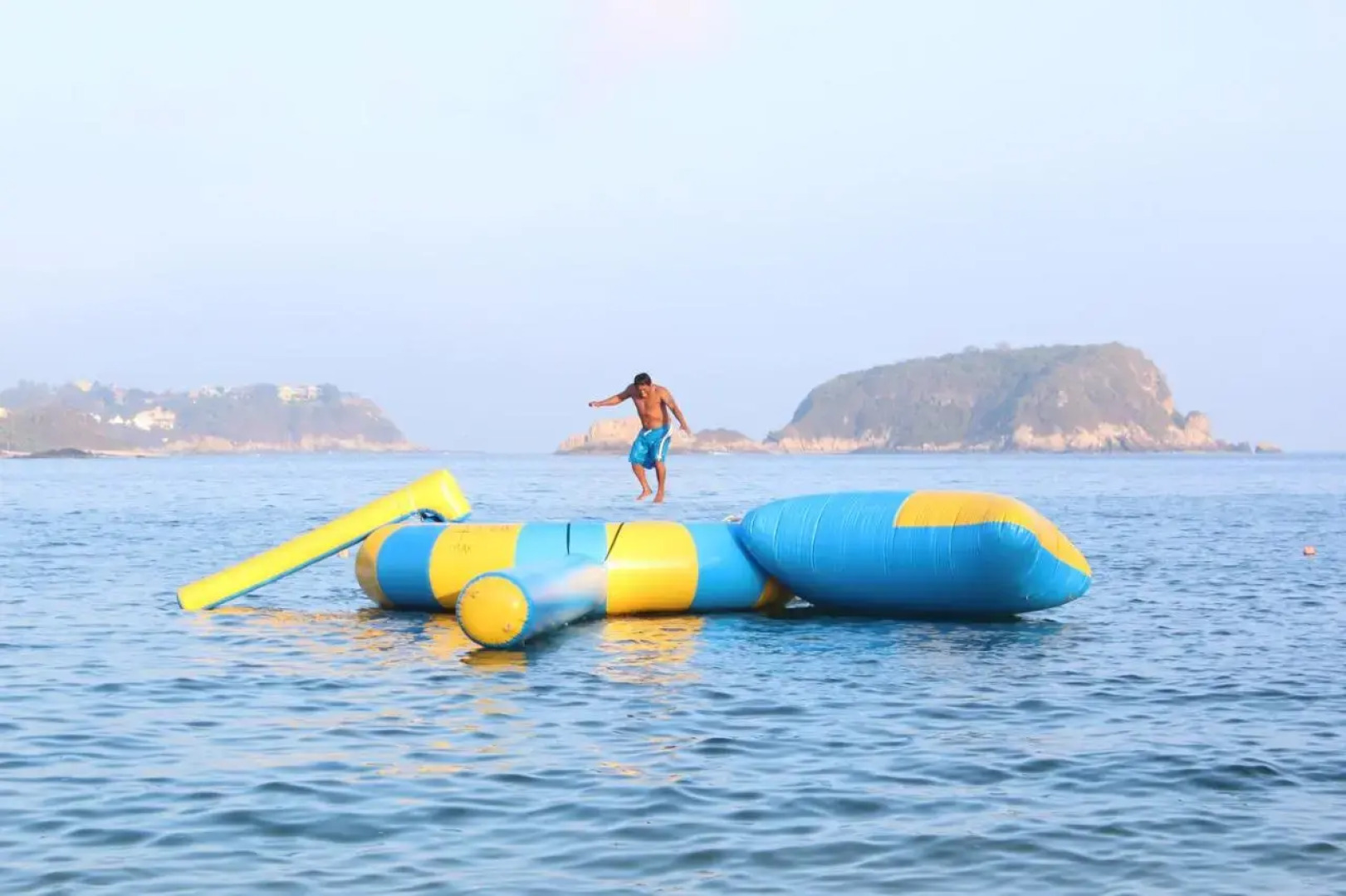 Las Brisas Huatulco – All Inclusive