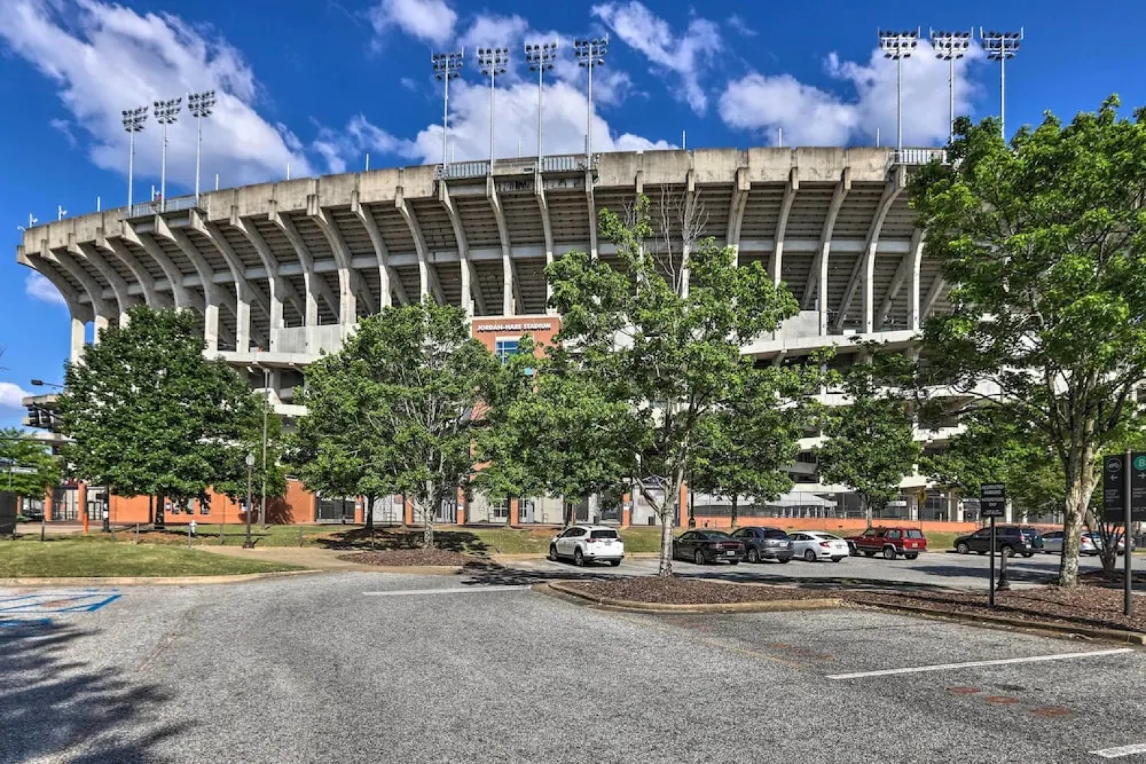 Cozy Auburn Studio < 1 Mile to University!