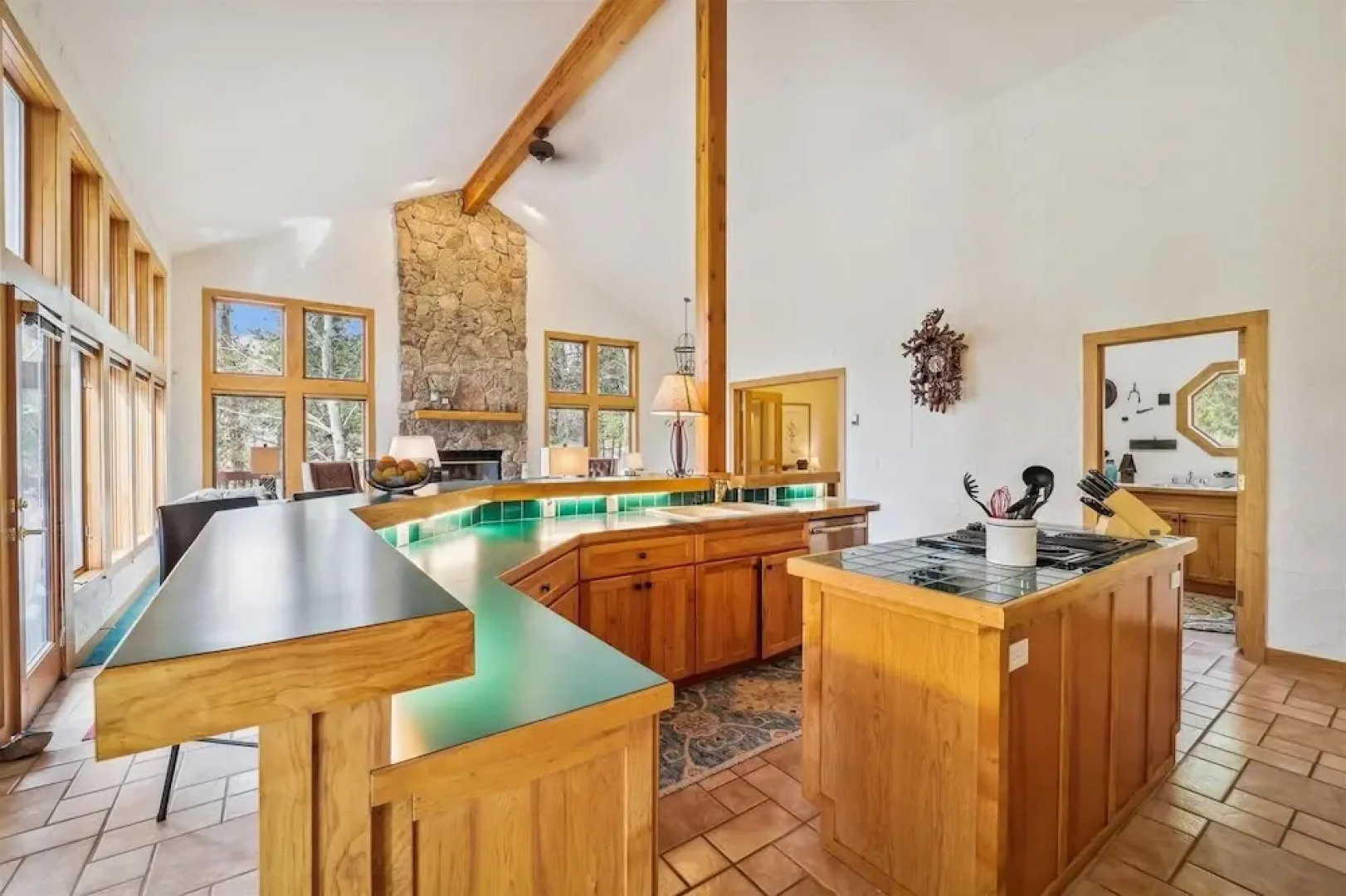 Red Hawk Retreat 6 Bedroom Home by Redawning