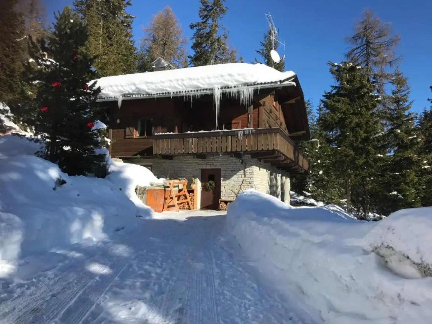 Kronplatz Ski Lodge