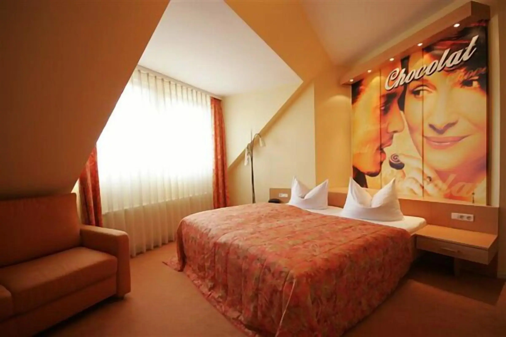 CineHotel Maroni