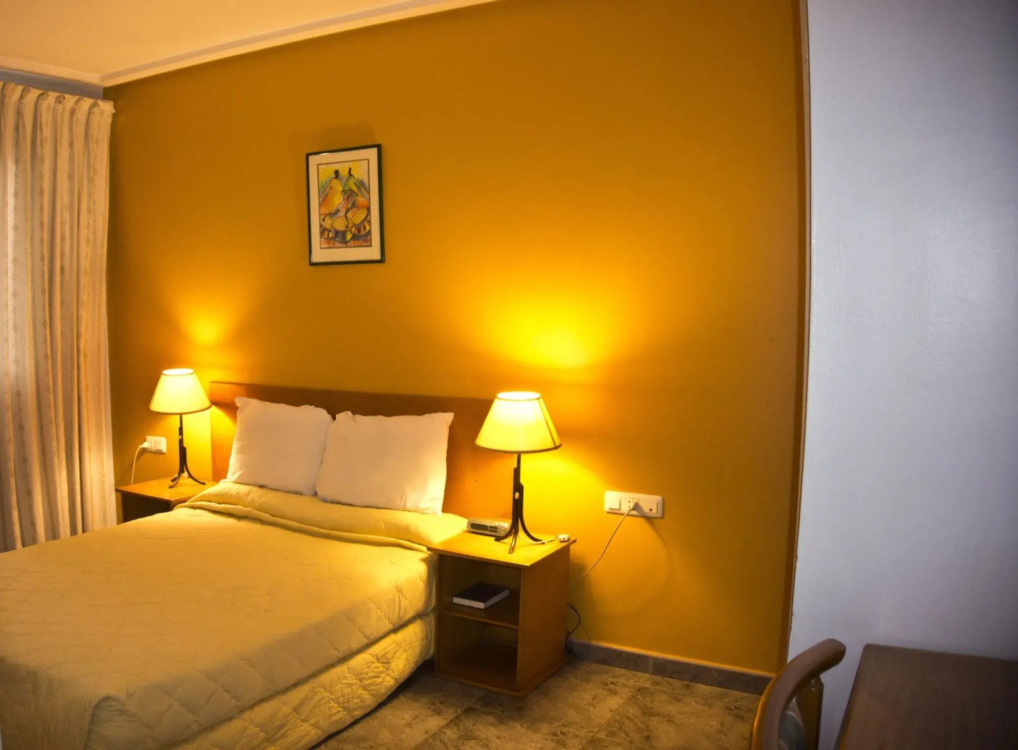 Crown Apartamento Hotel