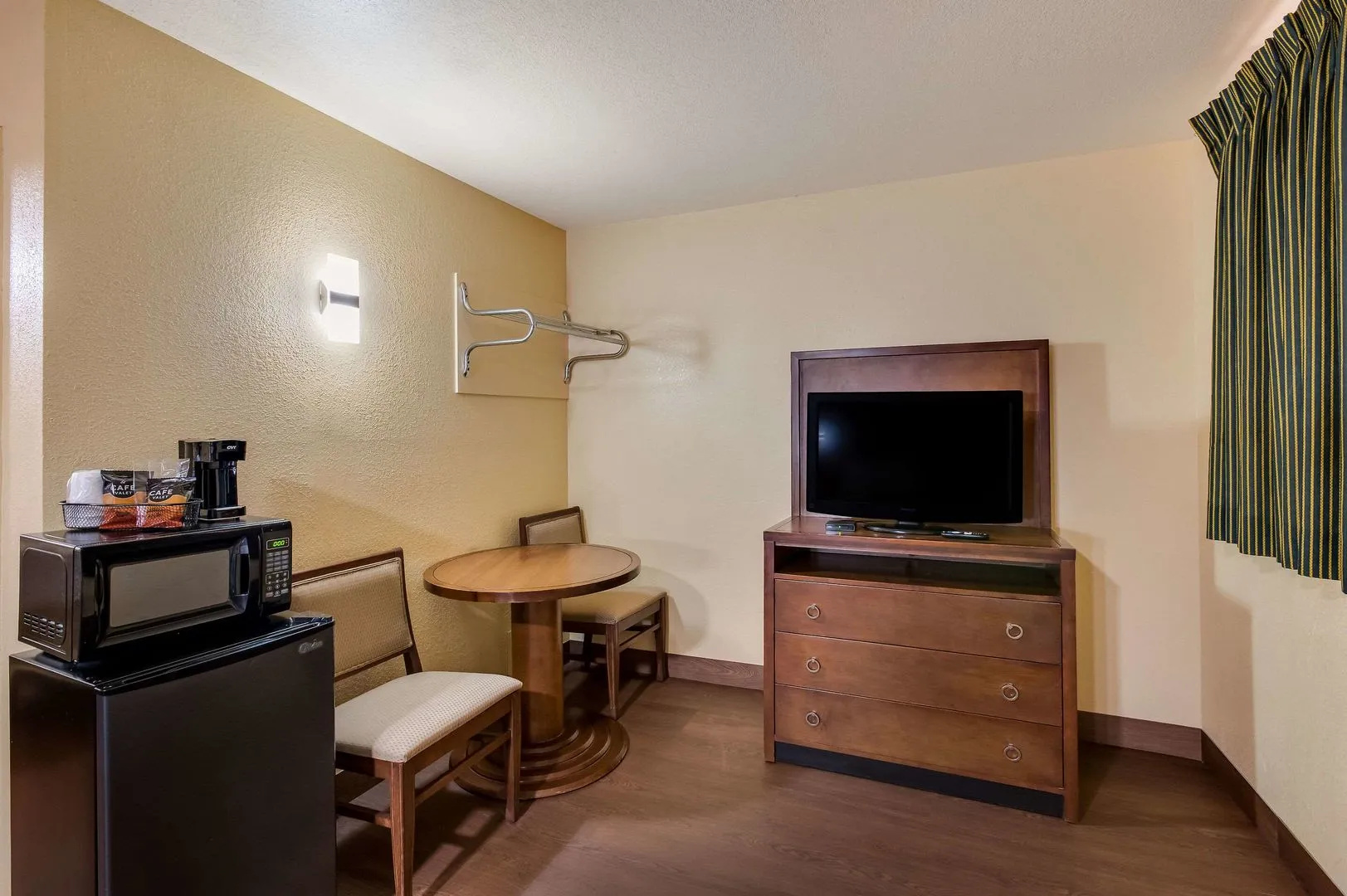 Rodeway Inn & Suites New Orleans East