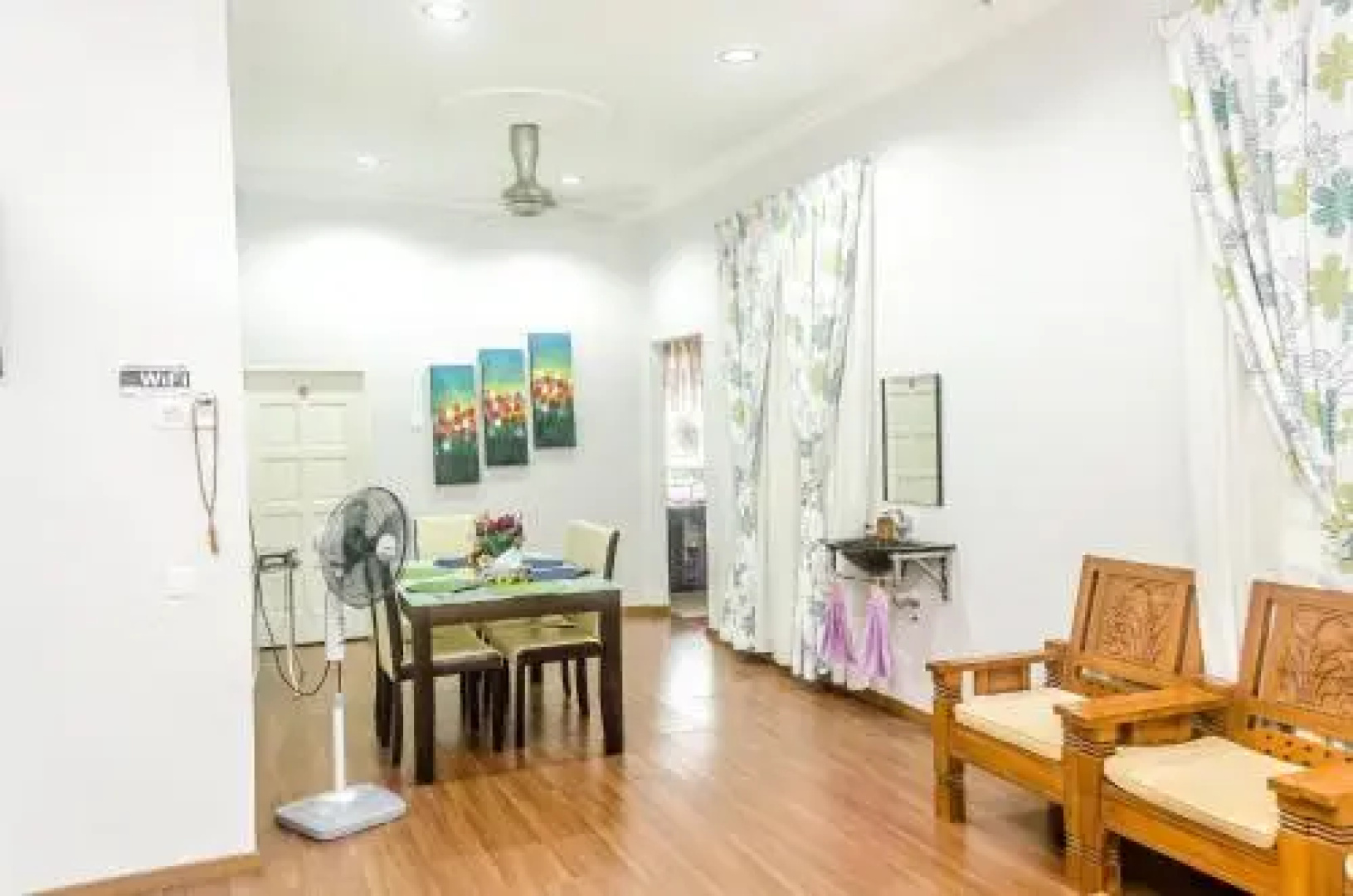 White Cottage Guest House
