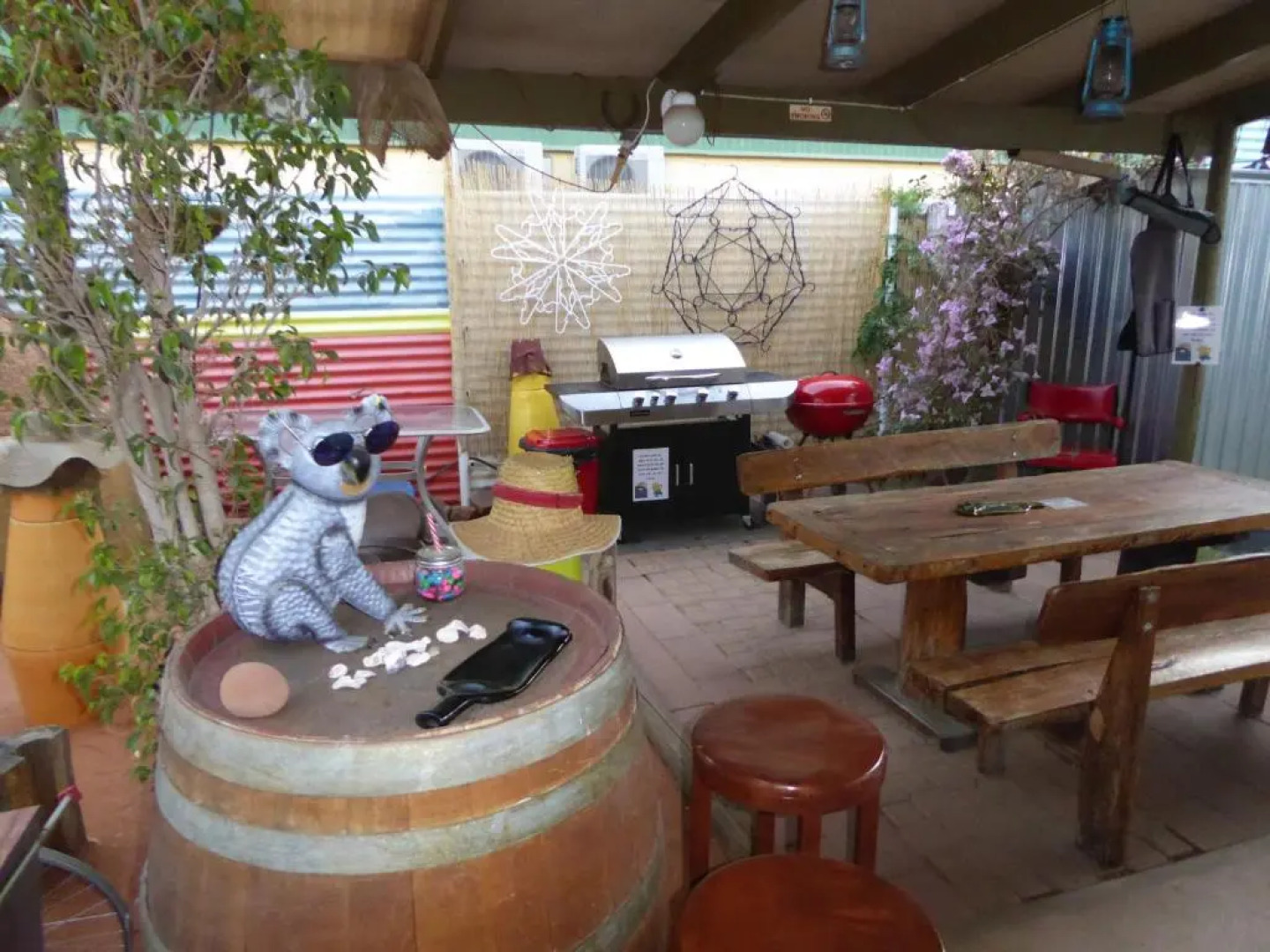 Alice's Secret Travellers Inn