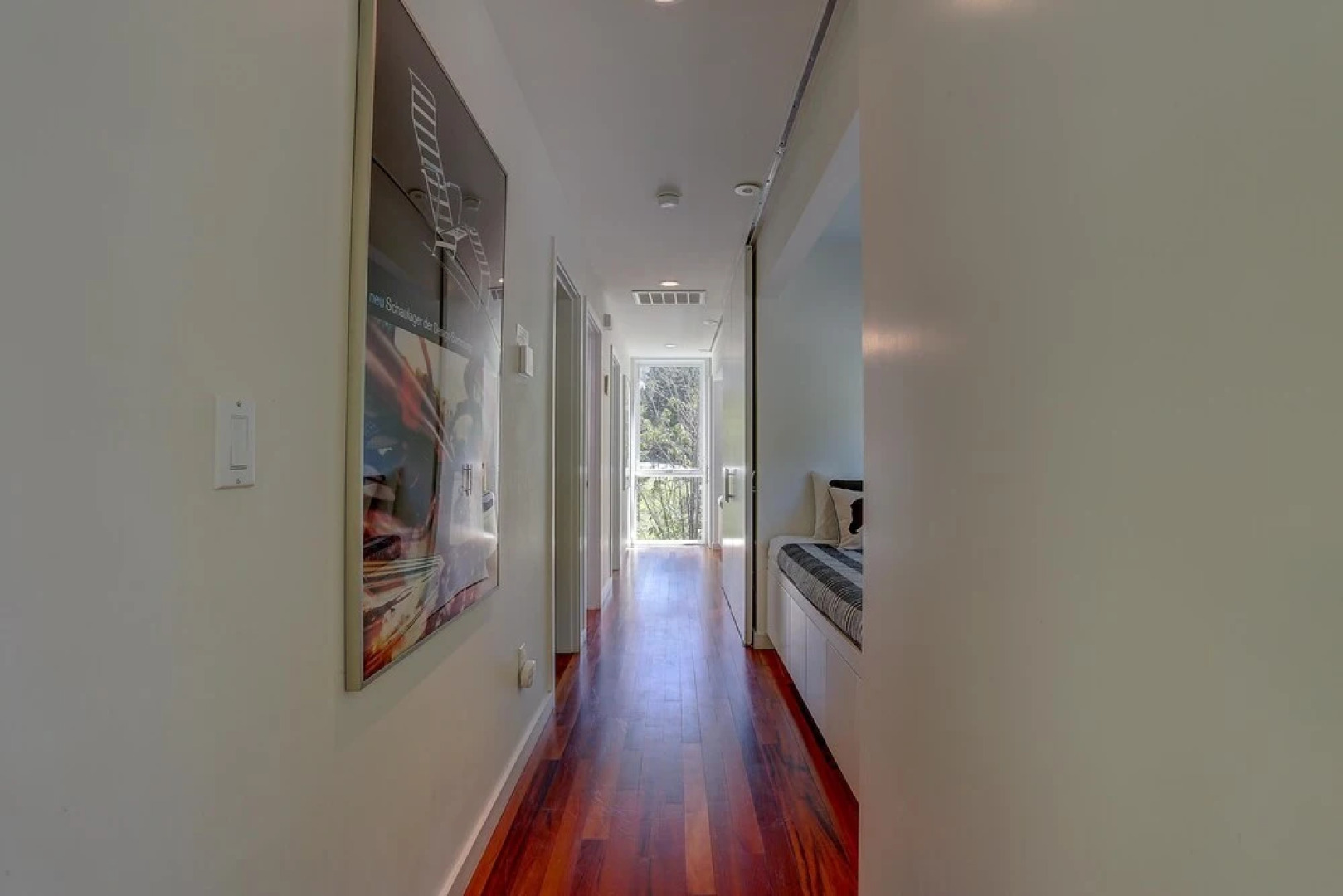 Neal Creek 2 Bedroom Home by RedAwning