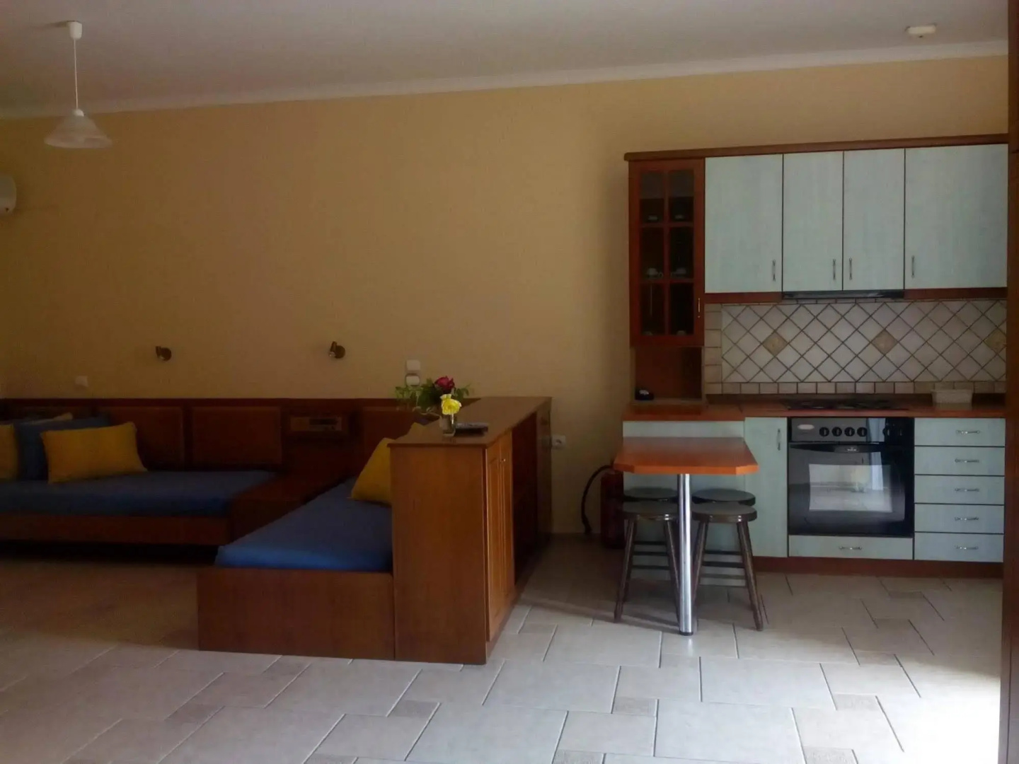 Edem Studios & Apartments