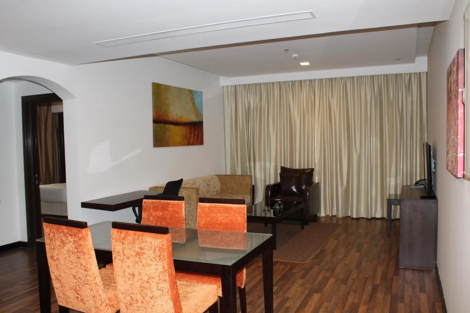 Golden Tulip Al Khobar Suites