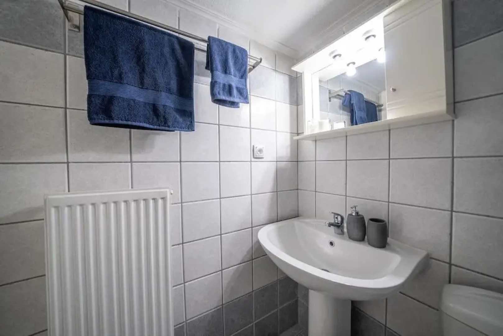 Kozani Hideaway for 2!