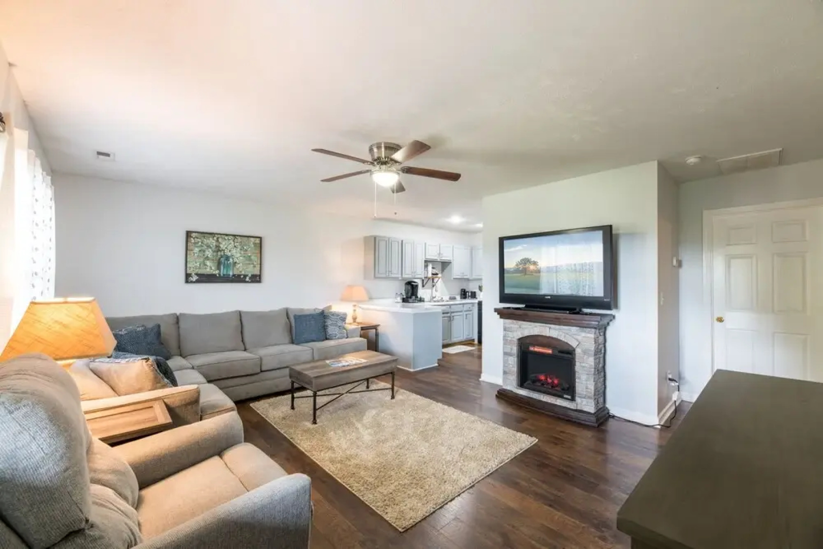 Mountain View Place w Exclusive Hot Tub