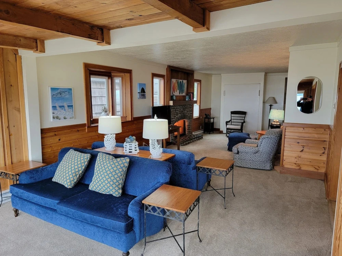 The Waves/The Argonauta Inn/The White Heron Lodge