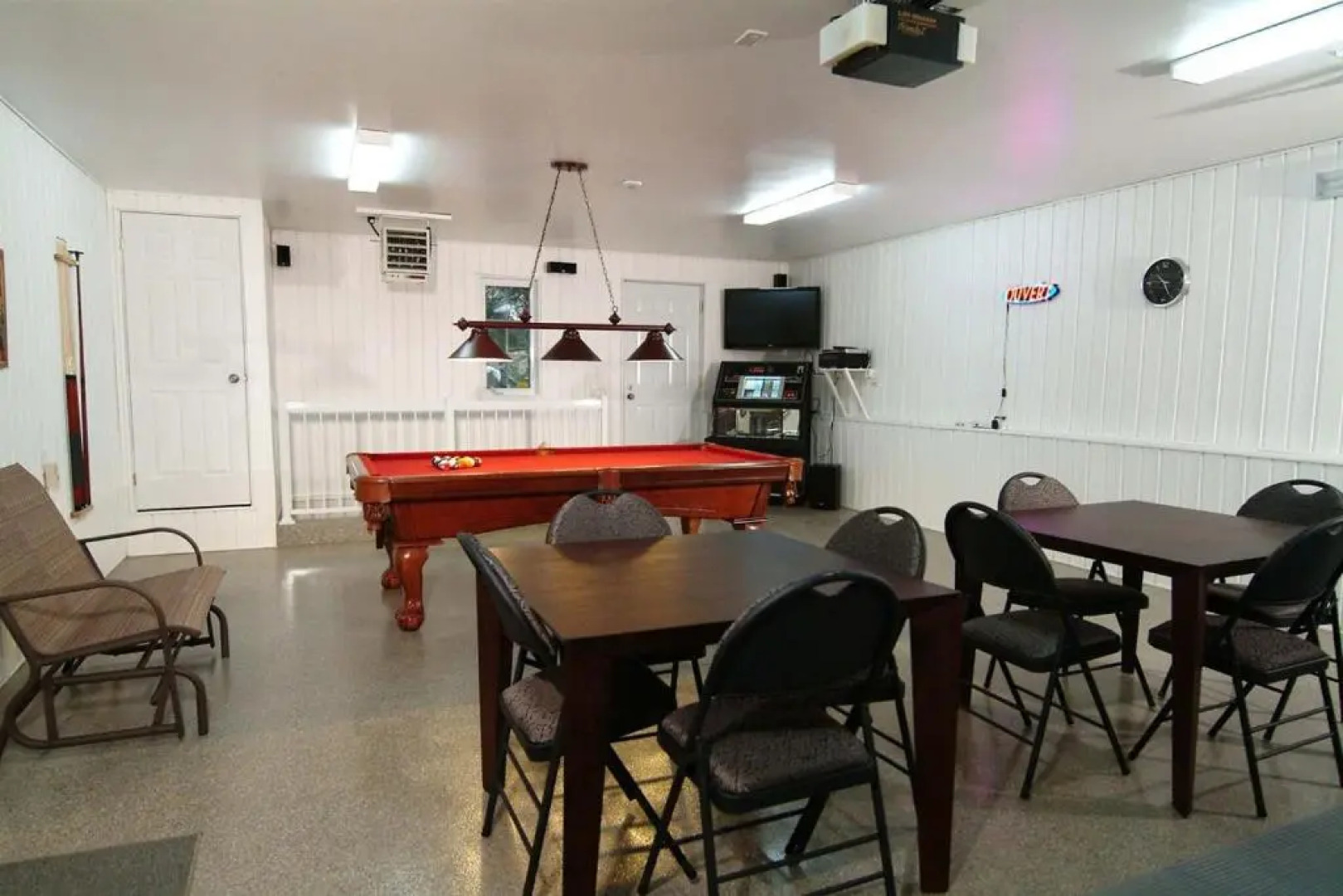 Chalets Alpins - 52 Chemin des Skieurs