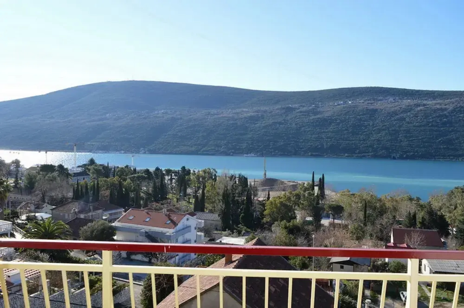 Vavic Apartments