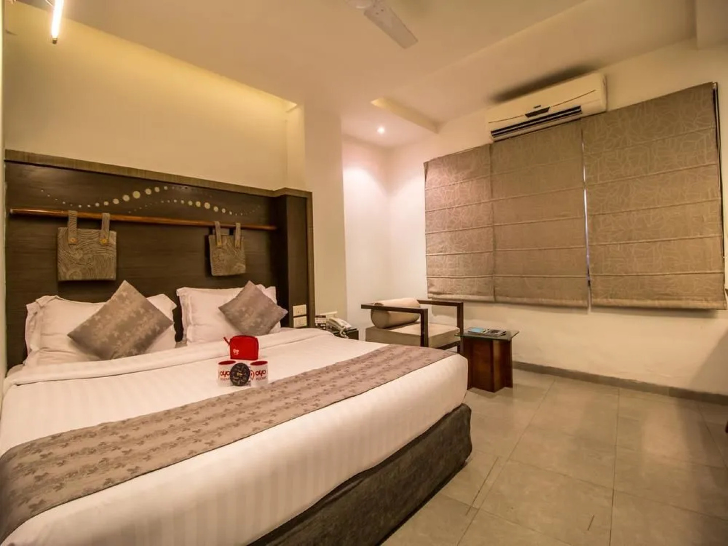 Palm Beach Hotel & Resort