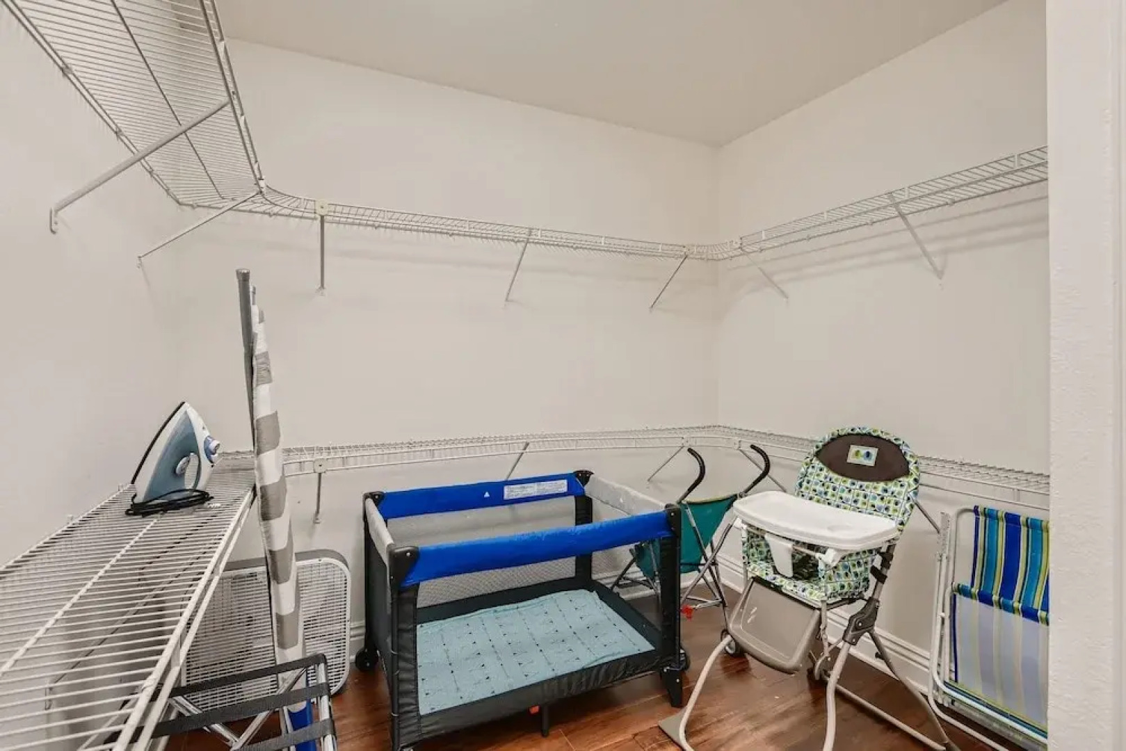 Spacious 3BR Yard BBQ Games Free Parking 0R2