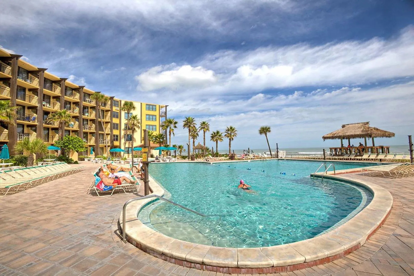 Hawaiian Inn Beach Resort