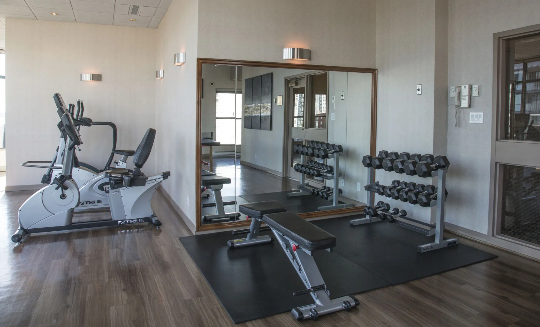 Grand Park Hotel & Suites Downtown Vancouver, an Ascend Collection Hotel