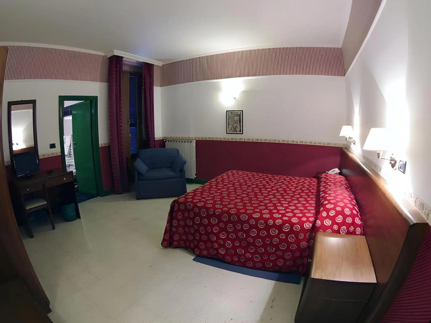 Hotel Iris Crillon