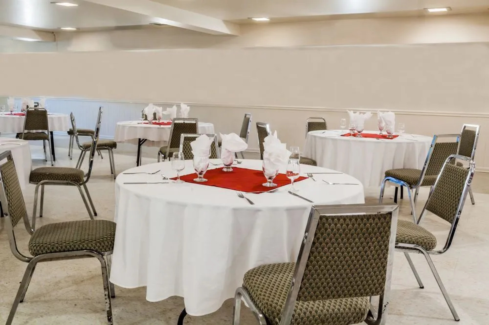 Super 8 Kirkland Lake