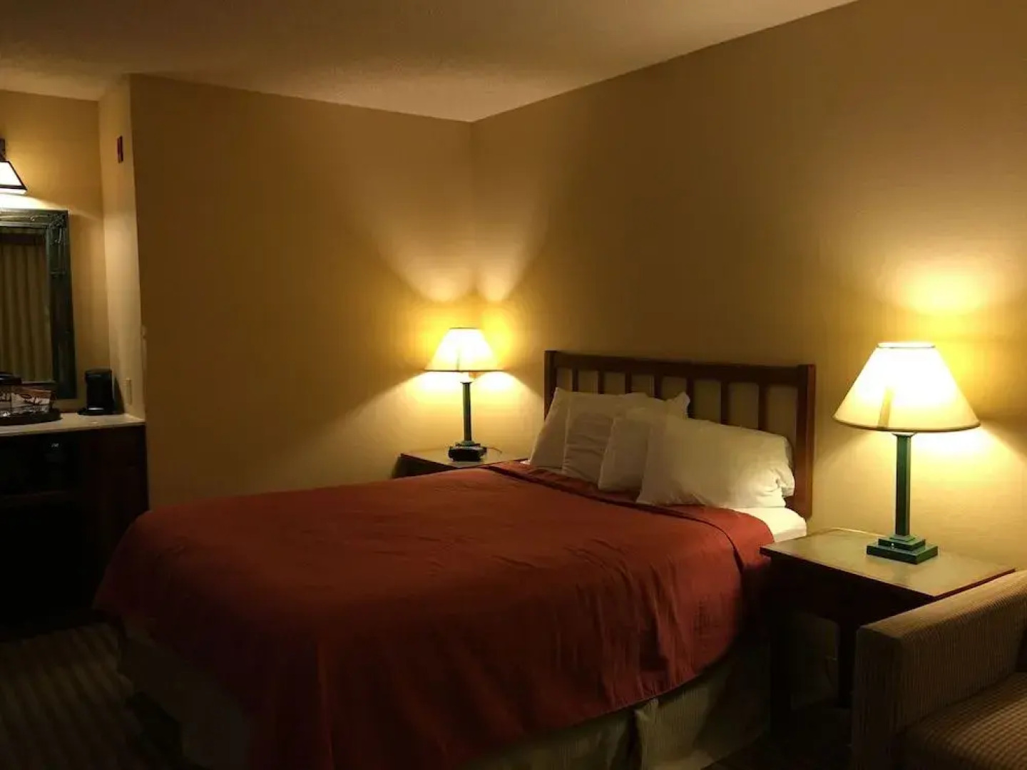 Norwood Inn & Suites